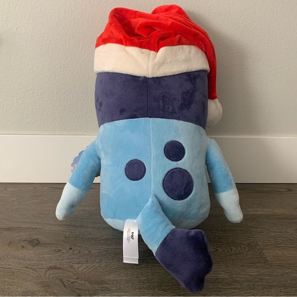 Animal Adventure Bluey with Santa Hat 20" Plush NWT - Picture 6 of 15